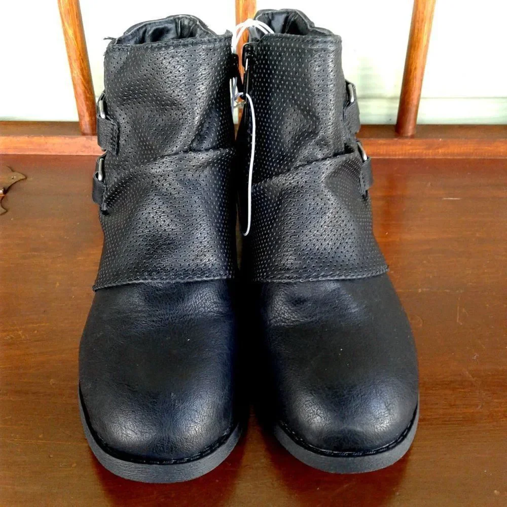 Jellypop Big Girl Ankle Boot size 5M Black Faux Leather